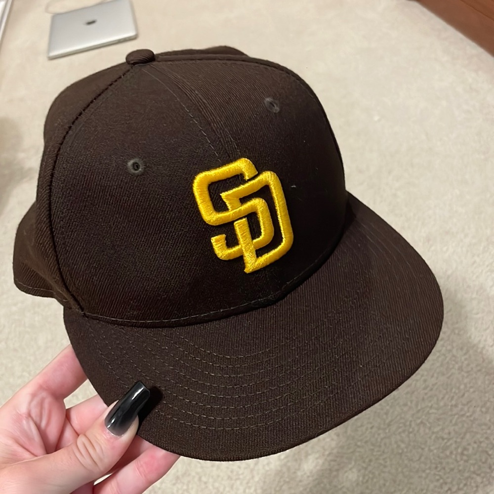 Fitted Hat